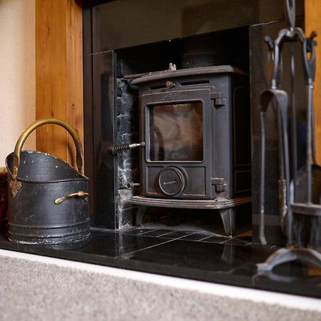 Charming Apt Nr Centre - Terrace & Street Parking Oban Luaran gambar