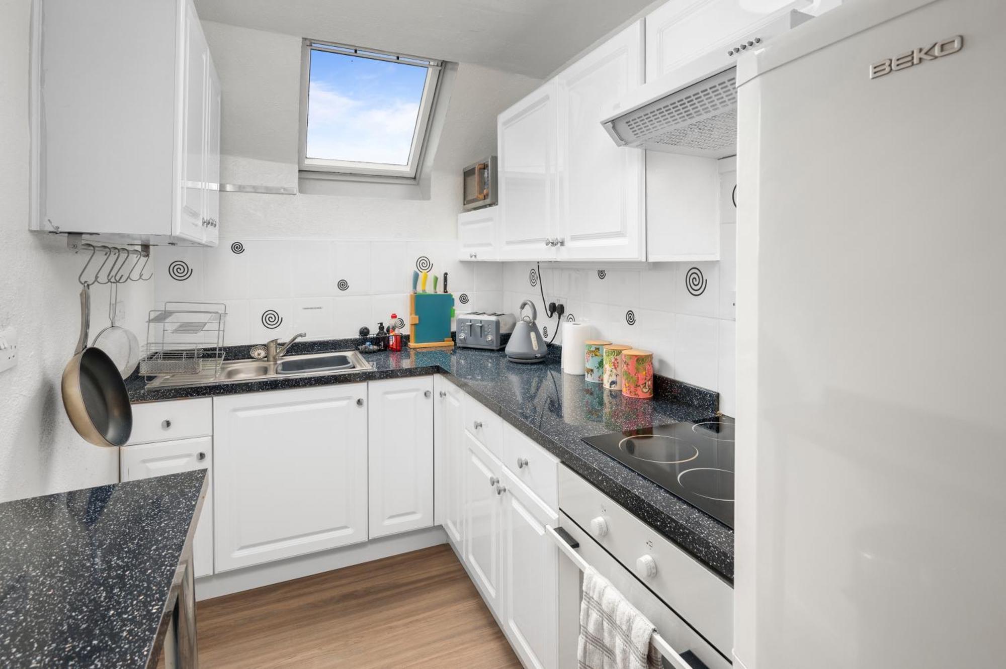 Charming Apt Nr Centre - Terrace & Street Parking Oban Luaran gambar