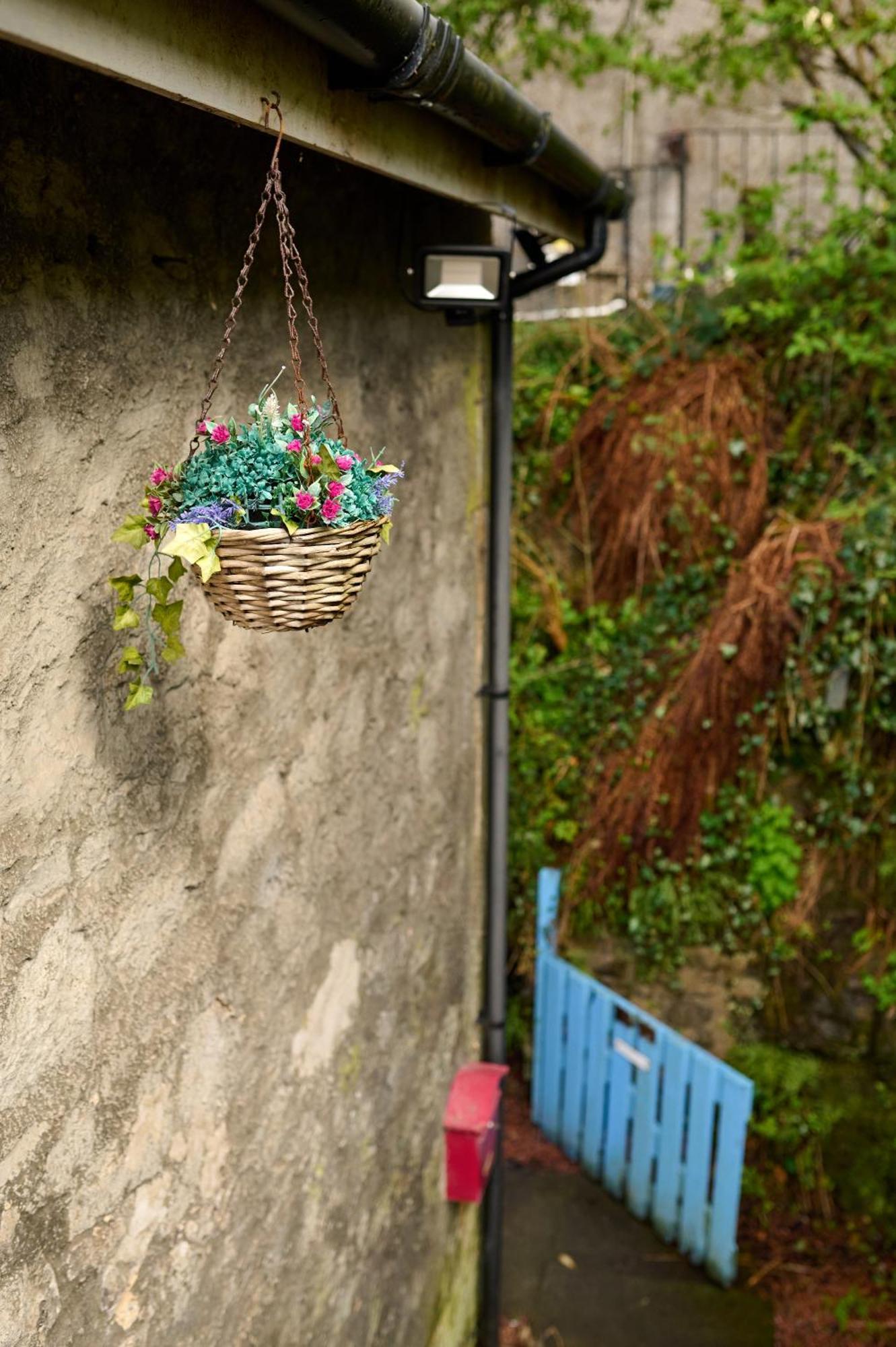 Charming Apt Nr Centre - Terrace & Street Parking Oban Luaran gambar
